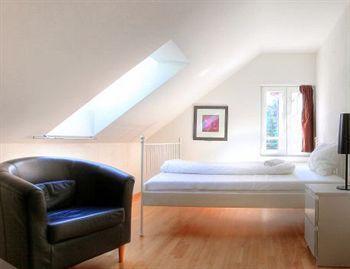 Swiss Star Guesthouse District 4 - Contactless Self Check-In Curych Exteriér fotografie