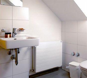 Swiss Star Guesthouse District 4 - Contactless Self Check-In Curych Exteriér fotografie