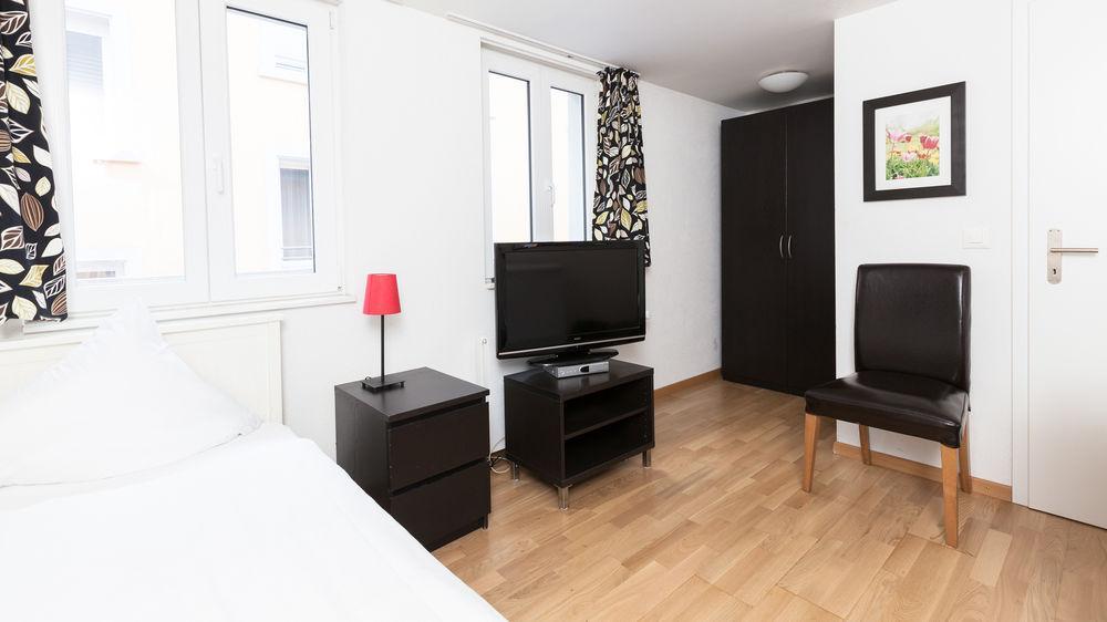 Swiss Star Guesthouse District 4 - Contactless Self Check-In Curych Exteriér fotografie